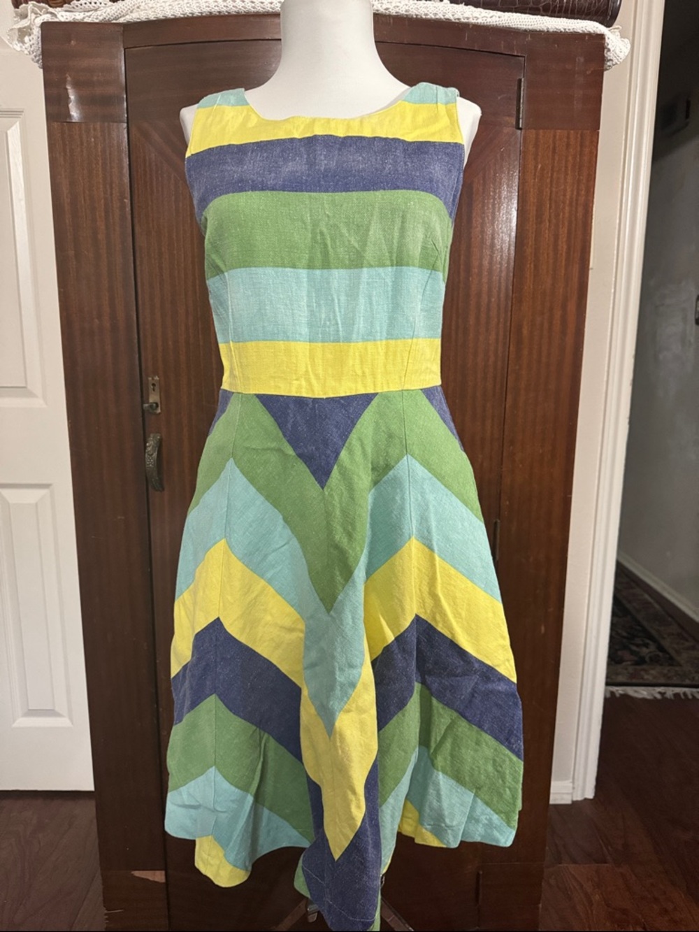 Sleeveless Knitted Dove Chevron Stripe Midi Dress